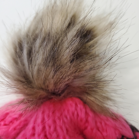 Spyder Women's Pink and Black Pom Hat New Without Tags - Picture 4 of 6
